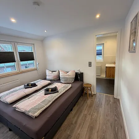 Jaeger בית הארחה אכים